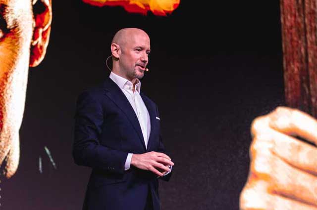 Mentalist & Entertainer Harry Lucas - Mentalist f�r Firmenfeier buchen: Was Veranstalter wissen sollten; Foto: PORR